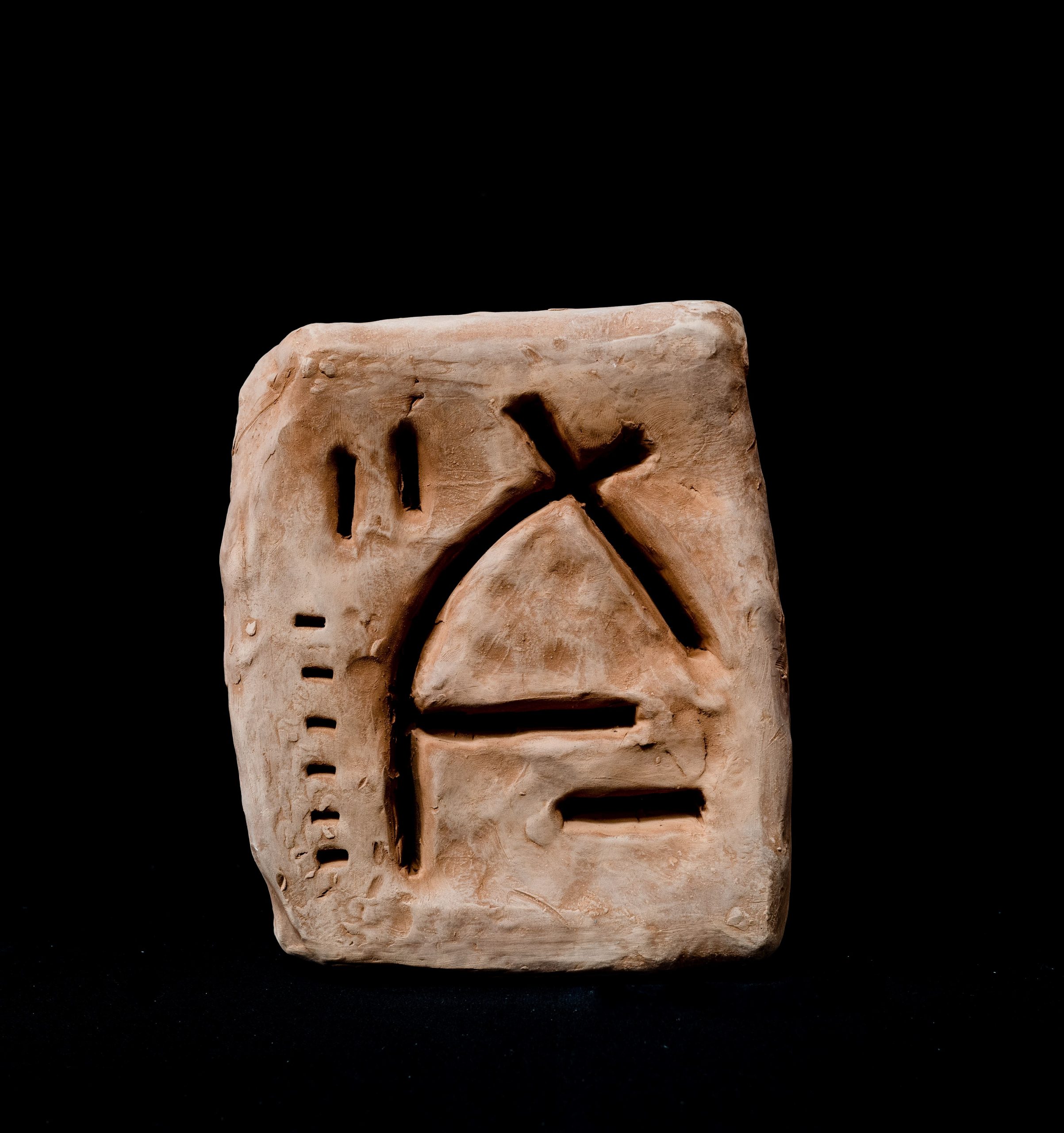 lurraren-kiniuak-_-les-signes-de-la-terres-2021-terre-25-x-20-x-13-cm-3 ...